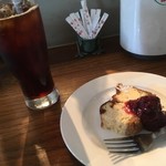 アフターグロウ - アイスコーヒー、チーズケーキ