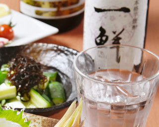 Kaisen Chaya Issen - 日本各地の焼酎・日本酒を取り揃えています