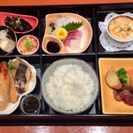 ☆Lunch [Japanese-Western Kaiseki Gozen B]