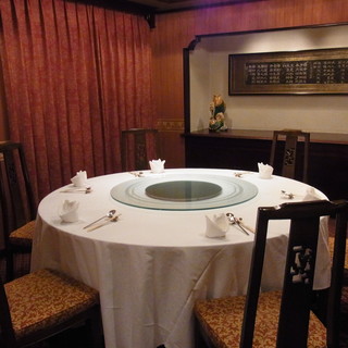 個室A
                                  5～8名様向け
                                  （サービス料+別途部屋料有り）