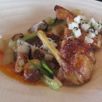 CÉ LA VI RESTAURANT AND SKYBAR - ローストチキン