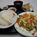 光華飯店 - 野菜炒め650円+セット280円