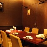 Kenkou Chuukaan Seiren - 半個室風のテーブル席は友達の飲み会や食事会におすすめ☆女性に人気な健康中華庵を、ぜひお試しあれ