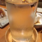 肴や味泉 - 味泉の日本酒は銘柄によって正一合か5勺かです