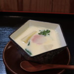 天ぷら よしおか - 筍、菜の花、生麩の茶碗蒸し