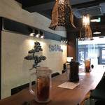 SIX KITCHEN - 店内