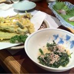 昌佳 - オオタニワタリの天ぷらと、陸わかめ