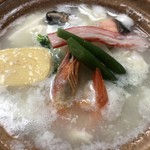 宗庵 よこ長 - 特選湯豆腐のメインの土鍋