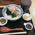 日本橋海鮮丼 つじ半 - 