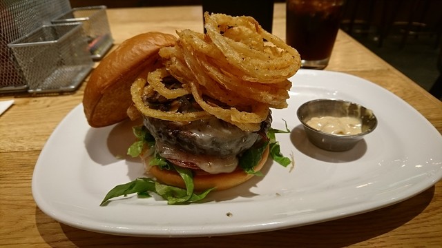 ナイフとフォークで食べるハンバーガー By Kippeison The Counter 六本木 乃木坂 ハンバーガー 食べログ ナイフとフォークで食べるハンバーガー By Kippeison The Counter 六本木 乃木坂 ハンバーガー 食べログ