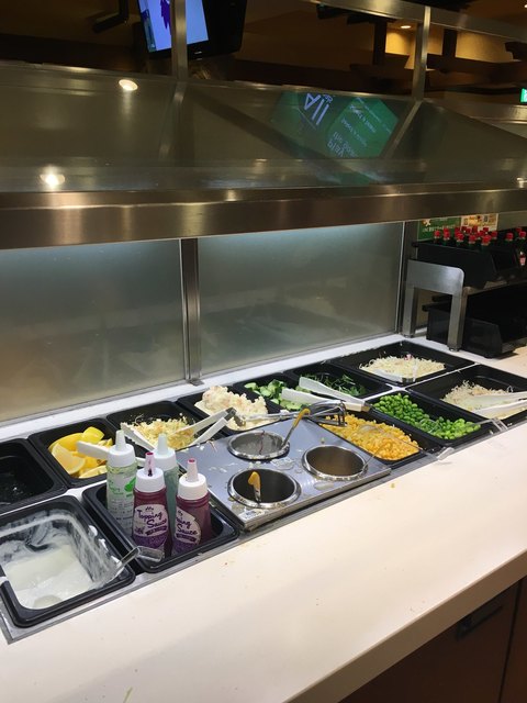 シェーキーズ 横浜西口店 Shakey S 横浜 ピザ 食べログ シェーキーズ 横浜西口店 Shakey S 横浜 ピザ 食べログ