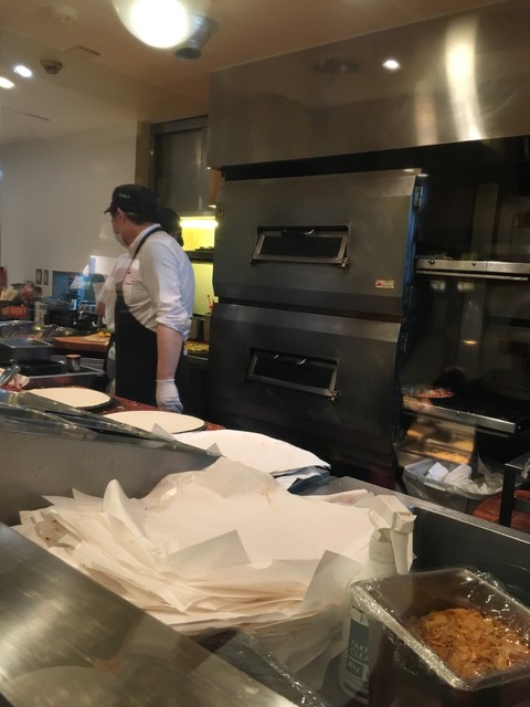 シェーキーズ 横浜西口店 Shakey S 横浜 ピザ 食べログ シェーキーズ 横浜西口店 Shakey S 横浜 ピザ 食べログ
