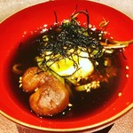 天麩羅　吉祥 - 鳴門わかめを練りこんだお蕎麦 （鯛出汁）