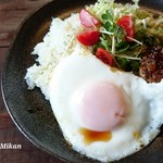 シャルール - ご飯はガーリックバターライス