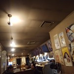 まるきいず - 店内
