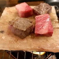 馬刺しと焼き鳥 グルマン三年坂 - 
