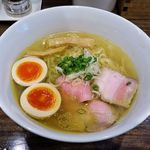 櫻井中華そば店 - 櫻井中華そば店（味玉中華そば・塩 890円）