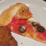 PIZZA SALVATORE CUOMO - 最初に焼きあがったピザ