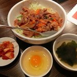 Horumonnishinoya - 鹿児島産黒豚のスタミナ丼