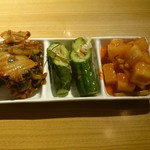 隠れ家焼肉dining あんじゅ - キムチ盛り合わせ　キムチの概念が変わります