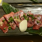 隠れ家焼肉dining あんじゅ - ロース　焼きすぎ注意