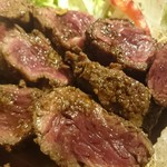 隠れ家焼肉dining あんじゅ - サガリUPで　アボカドのタレは不要、そのままで美味しい