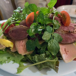 煮こみや なりた - カモとフォアグラのサラダ