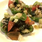 ゆたか - ピーマンの上に、ピータンと山芋、トマトの和えもの