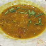 ハリマ・ケバブ・ビリヤニ - コレもサービスと言って出されるダール