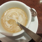 ハリマ・ケバブ・ビリヤニ - コーヒー　甘くして飲む