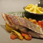 ブイナーダ・トマト・パプリカ・サフラン