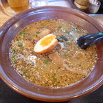 麺や 宝龍 - ごまラーメン。麺少なめにしてもらいました