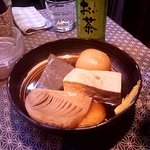 成田屋 - おでん5つで400円 その1