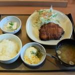 やよい軒 - 「チキン南蛮定食」740円