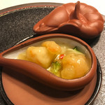 はづ木 - 紅花入り海老の炒め物