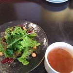 洋食&樽生ワイン しもじま亭 - サラダ＆スープ