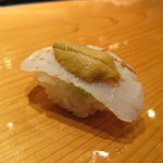 天寿し - 平貝に紫雲丹