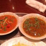 ハリマ・ケバブ・ビリヤニ - エビとフレッシュトマトのカレー/日替わり豆のカレー