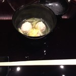 うなぎ 天降川 - ランチの前菜。懐石料理のお椀のよう。繊細かつしっかりと出汁がとってあり、かなり美味しい一品でした。