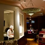 Che Voglia!  - 店内入り口にはピッツァ窯が