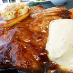 BEACH-BUM - カジキ鮪の尾身ステーキ　ガーリックバター＆醤油味　１４００円　（ライス　or　パン　付）