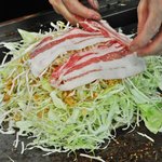 三八 - ☆たっぷりのキャベツの上に豚バラ肉を☆