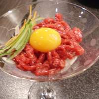 肉の匠 将泰庵  船橋本店 - 和牛ユッケ