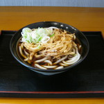 立ち喰いそば 鈴しげ - ｢たまねぎ天うどん｣です｡