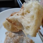 アトリウム - [料理] パン 切り口 アップ♪ｗ ②