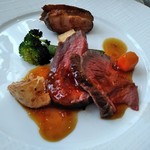 アトリウム - [料理] 黒毛和牛 ロースト & 鴨肉 ロースト プレート全景♪ｗ