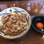 丸亀製麺 - 牛すき釜玉（並、640円）