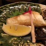 活魚・鍋料理 風車 - クエ塩焼き