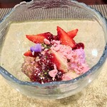 Dessert Le Comptoir - 桜ジュレ、ラズベリーソース