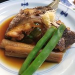 量平寿司 - くえのかま煮付け